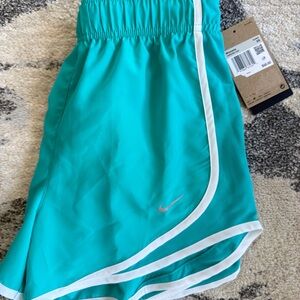 NWT Nike Women’s shorts Size XS